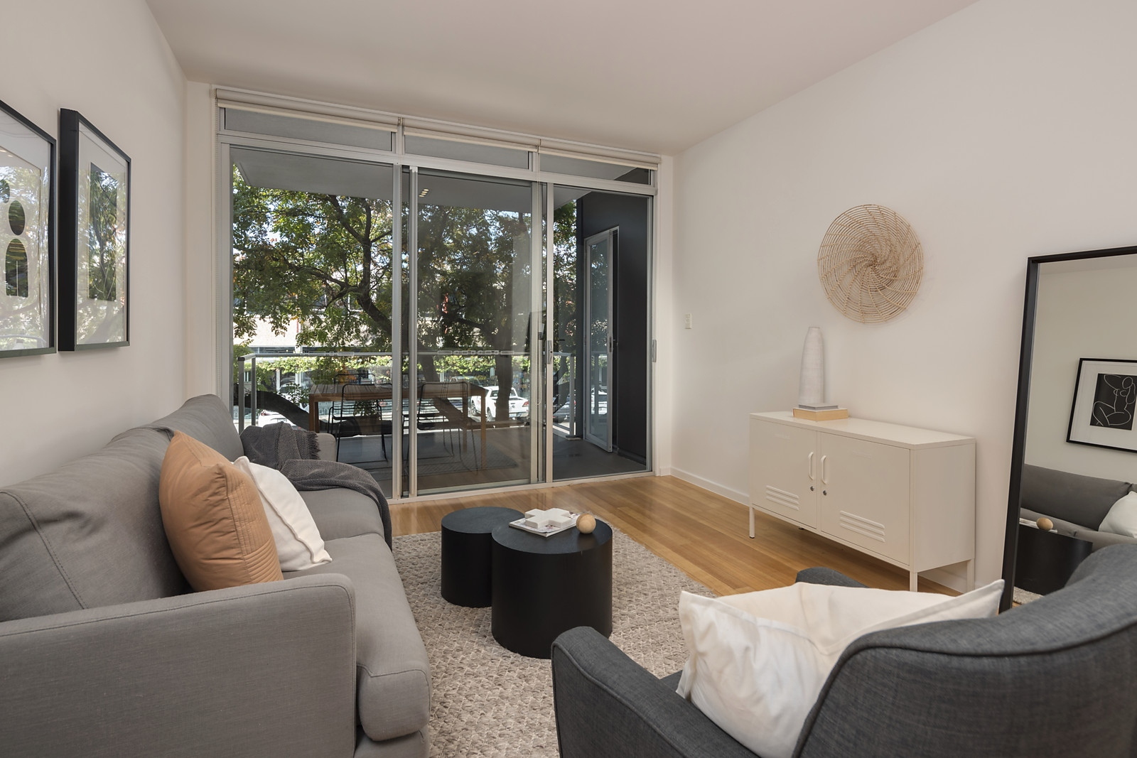 7/30 Gilbert Street, Adelaide Sold by Booth Real Estate - image 1