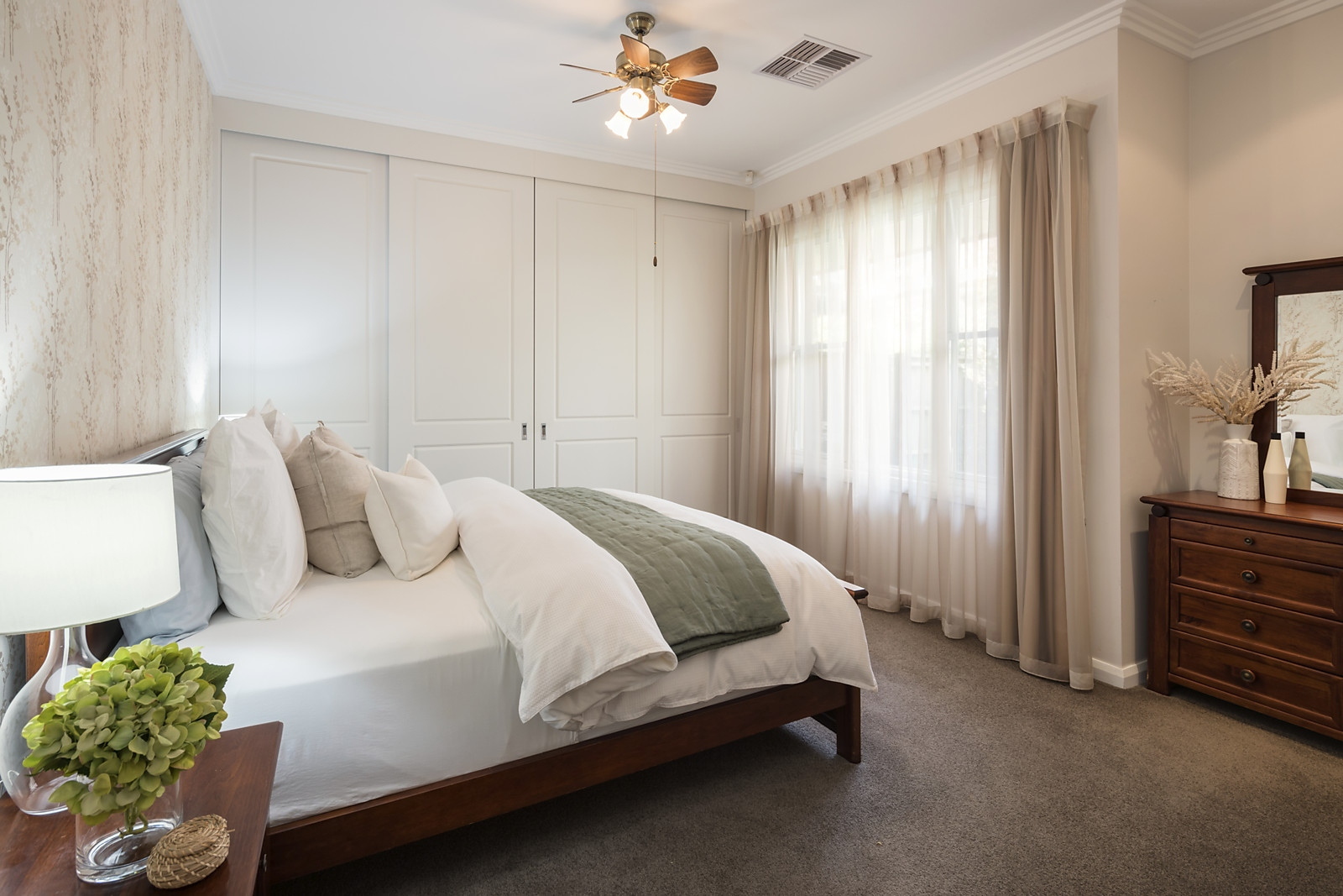 32 King George Avenue, Brighton Sold by Booth Real Estate - image 1