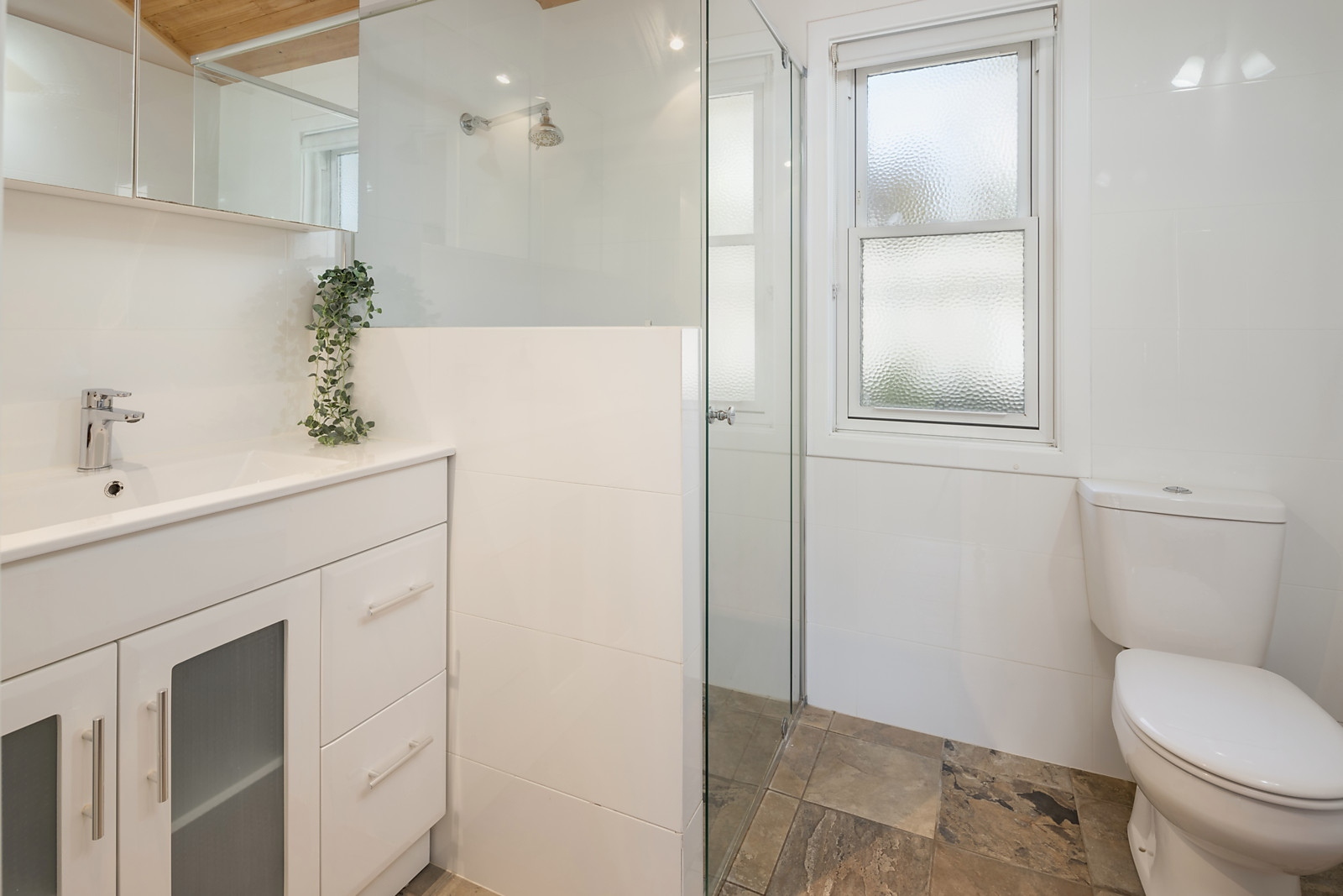 32 King George Avenue, Brighton Sold by Booth Real Estate - image 1