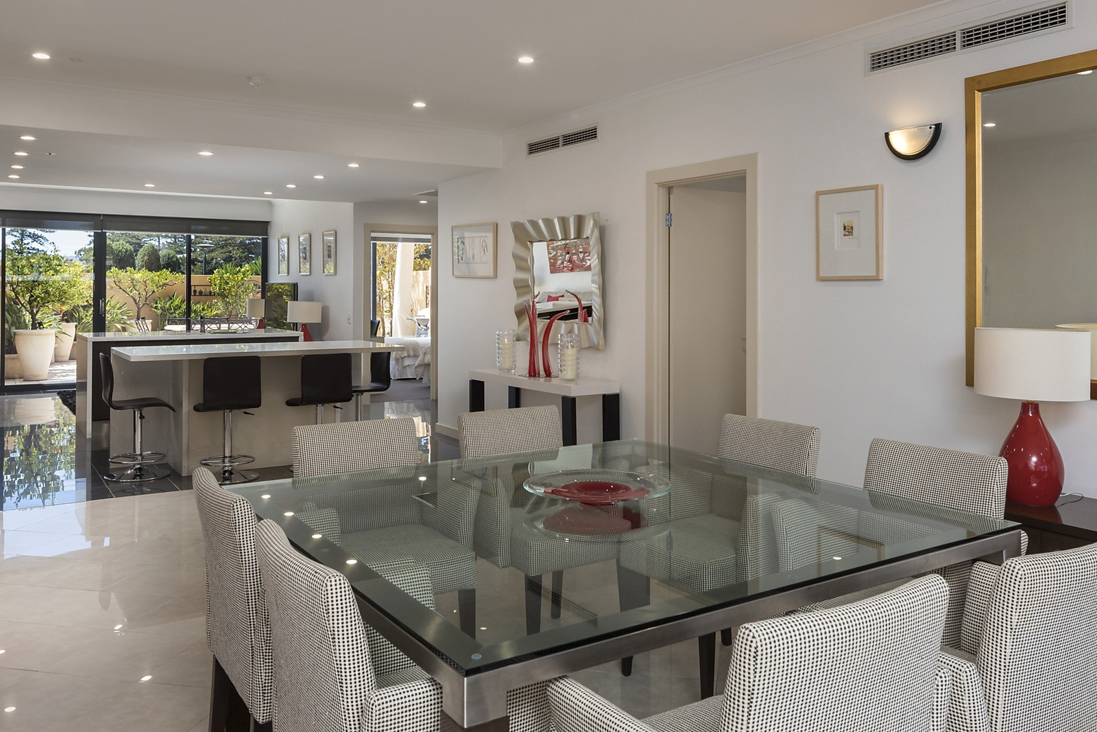 24/31 Colley Terrace, Glenelg Sold by Booth Real Estate - image 1