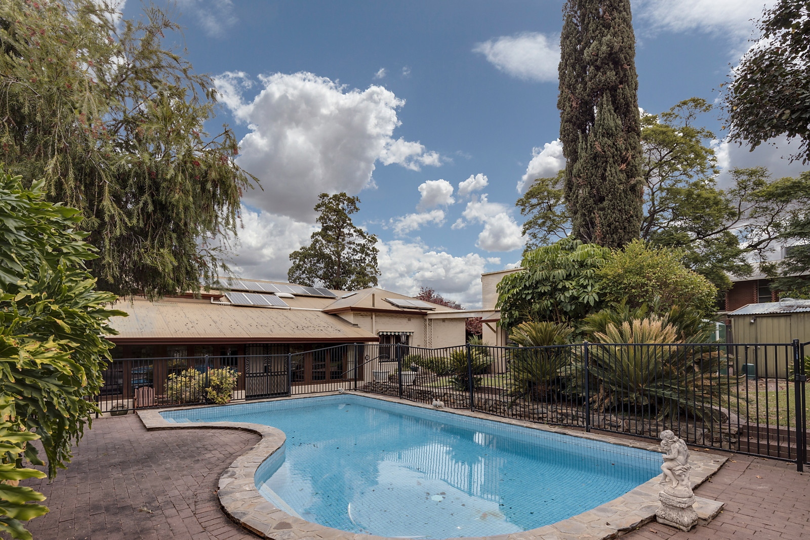 94 Kermode Street, North Adelaide Sold by Booth Real Estate - image 1