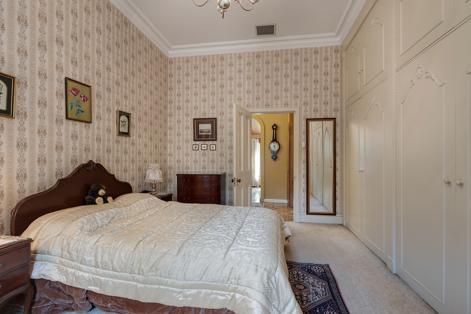 94 Kermode Street, North Adelaide Sold by Booth Real Estate - image 1