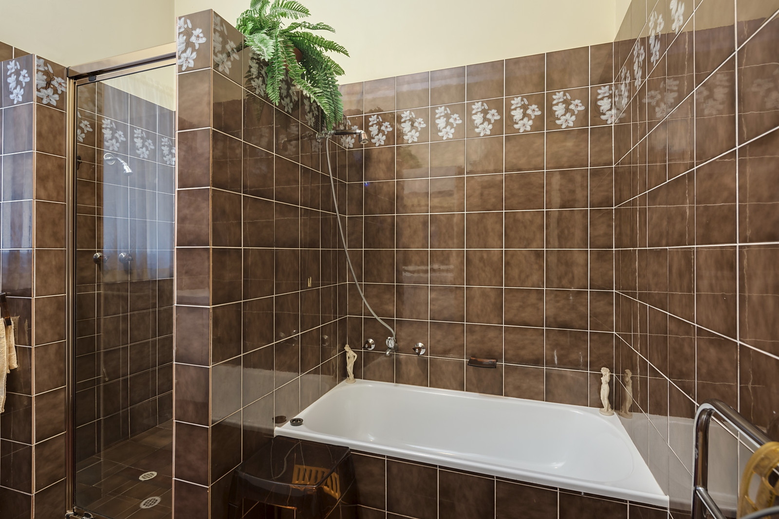 94 Kermode Street, North Adelaide Sold by Booth Real Estate - image 1