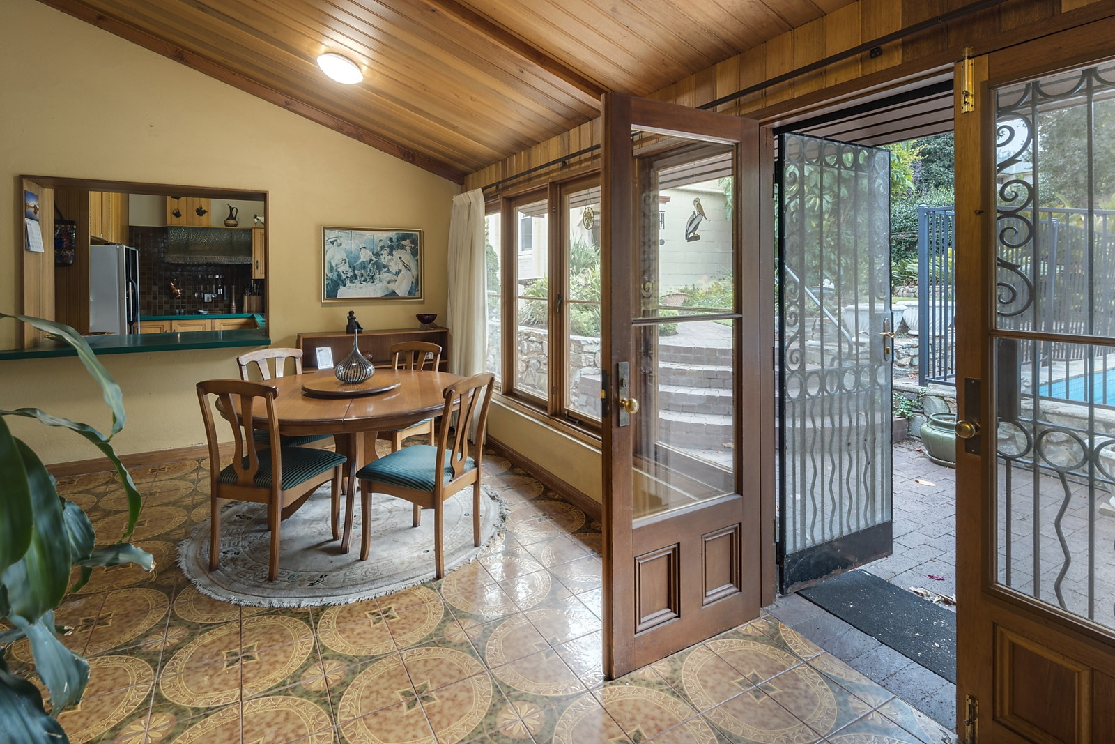 94 Kermode Street, North Adelaide Sold by Booth Real Estate - image 1