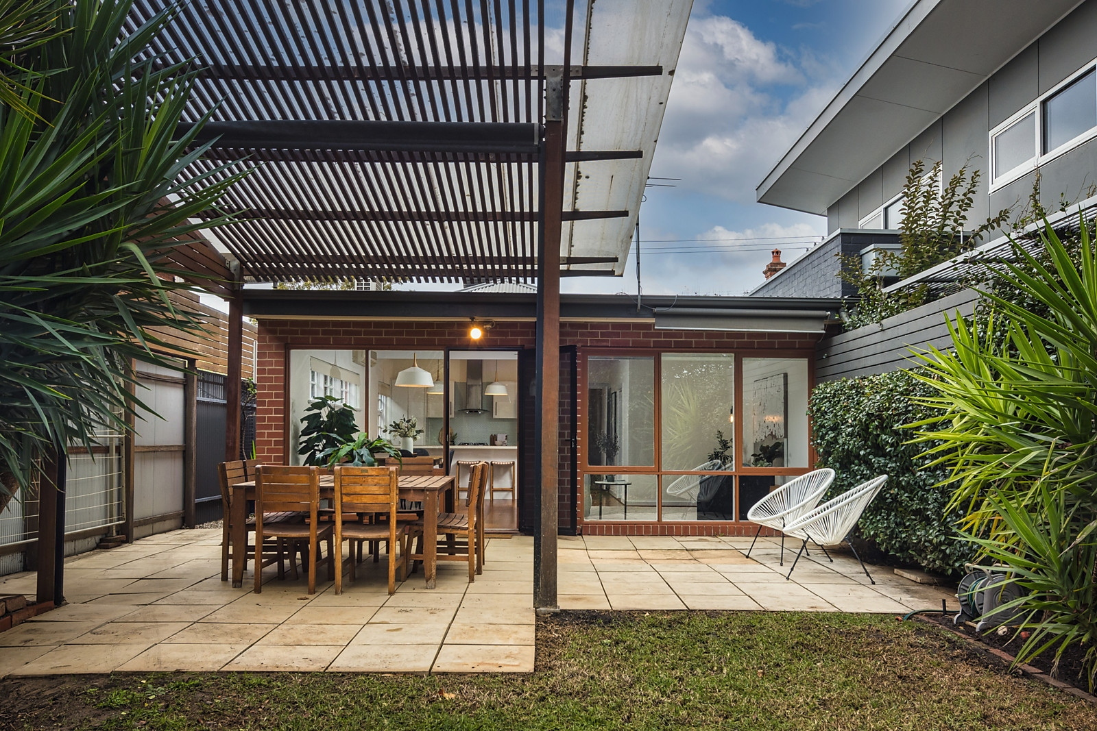 56 Essex Street South, Goodwood Sold by Booth Real Estate - image 1