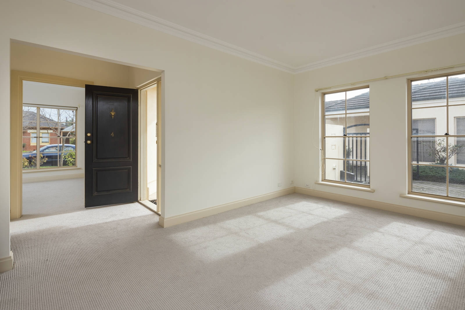 4/4 Treloar Avenue, Kensington Park Sold by Booth Real Estate - image 1