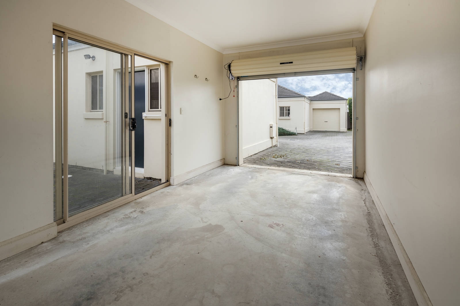 4/4 Treloar Avenue, Kensington Park Sold by Booth Real Estate - image 1