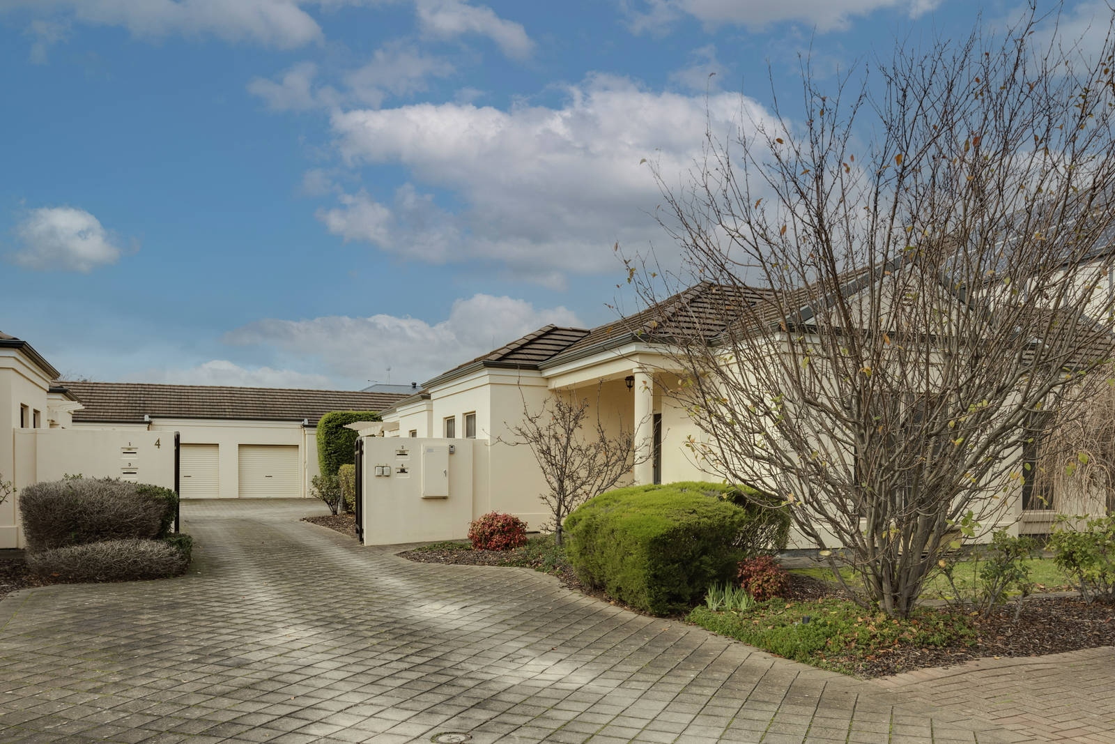 4/4 Treloar Avenue, Kensington Park Sold by Booth Real Estate - image 1
