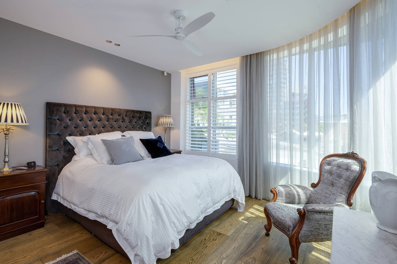 11/25 Hutt Street, Adelaide Sold by Booth Real Estate - image 1