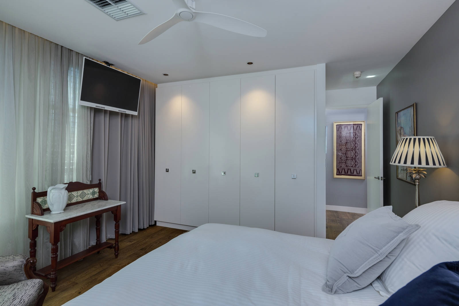 11/25 Hutt Street, Adelaide Sold by Booth Real Estate - image 1