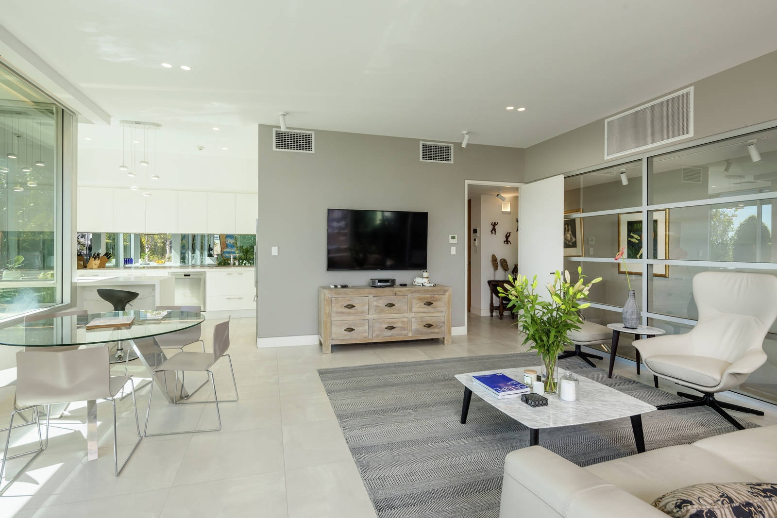 11/25 Hutt Street, Adelaide Sold by Booth Real Estate - image 1