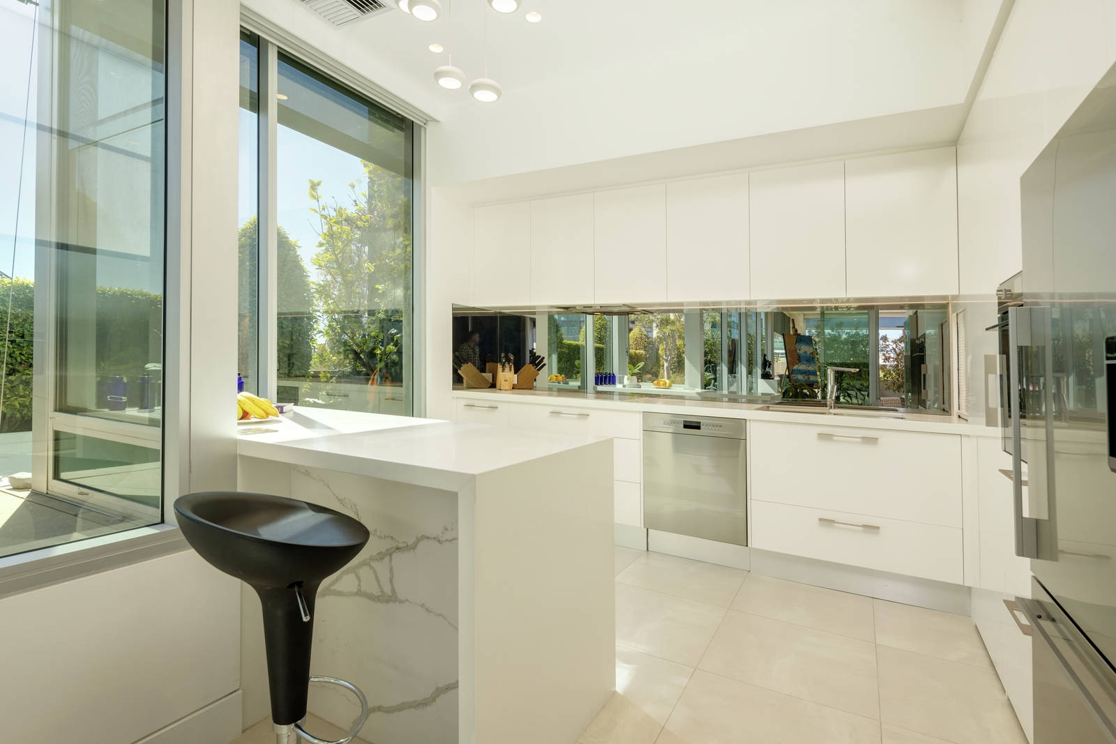 11/25 Hutt Street, Adelaide Sold by Booth Real Estate - image 1