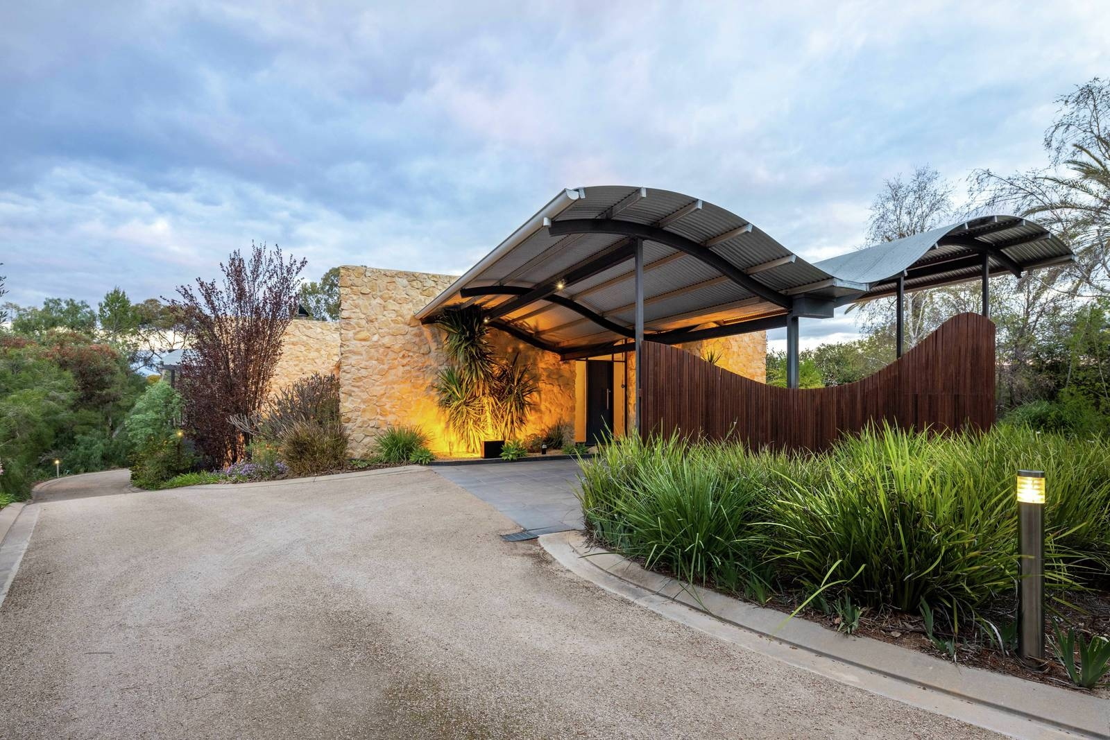 32 Mills Road, Berri Sold by Booth Real Estate - image 1