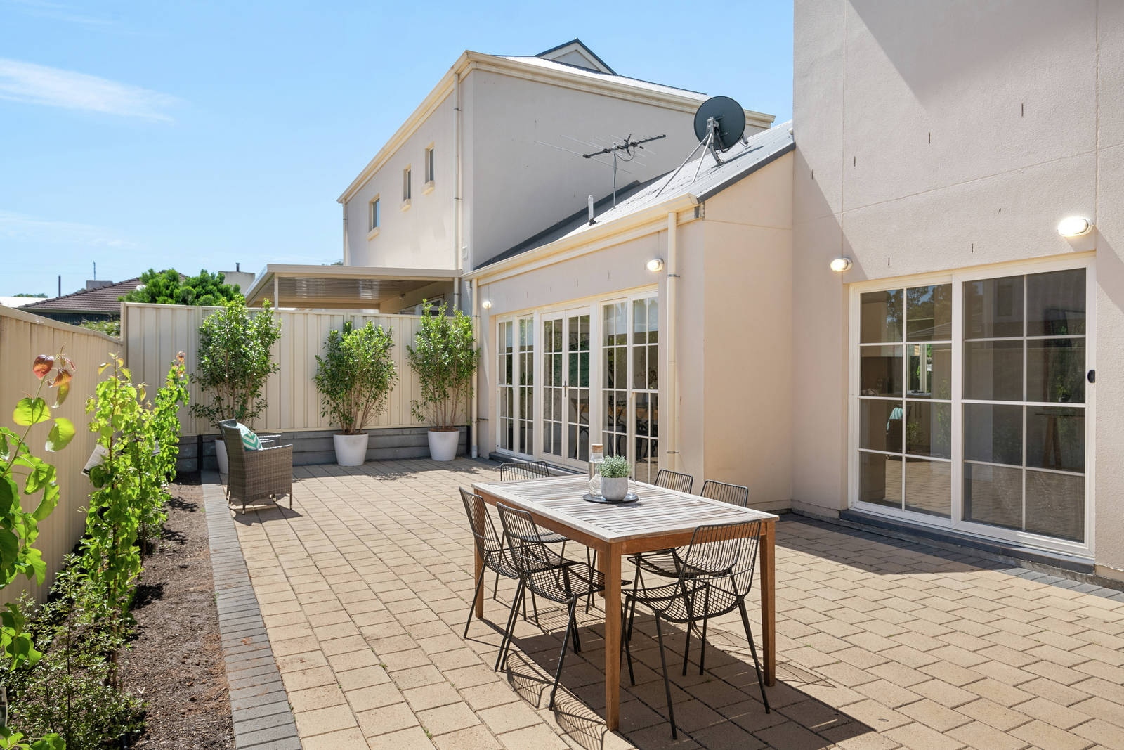 14 Clisby Street, Vale Park Sold by Booth Real Estate - image 1