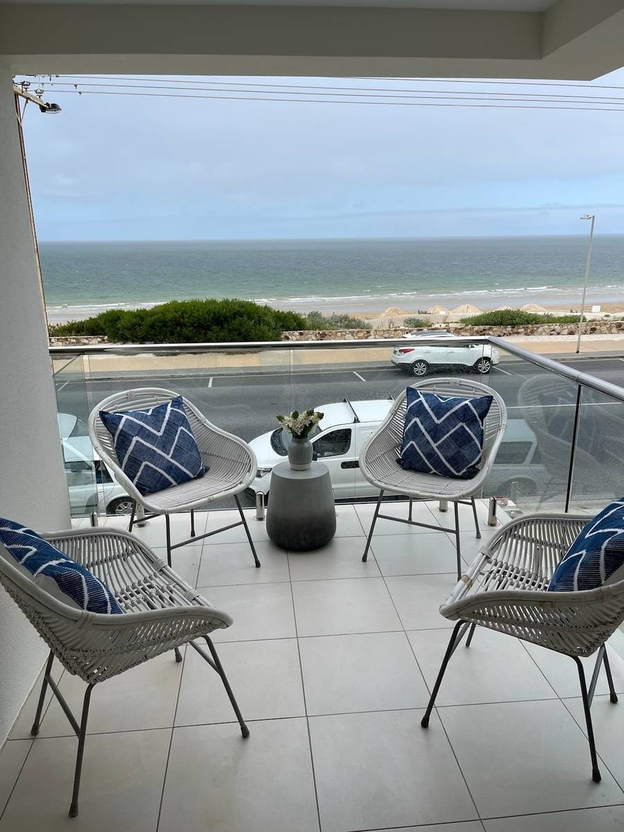 6/28-30 Seaview Road, West Beach Sold by Booth Real Estate - image 1