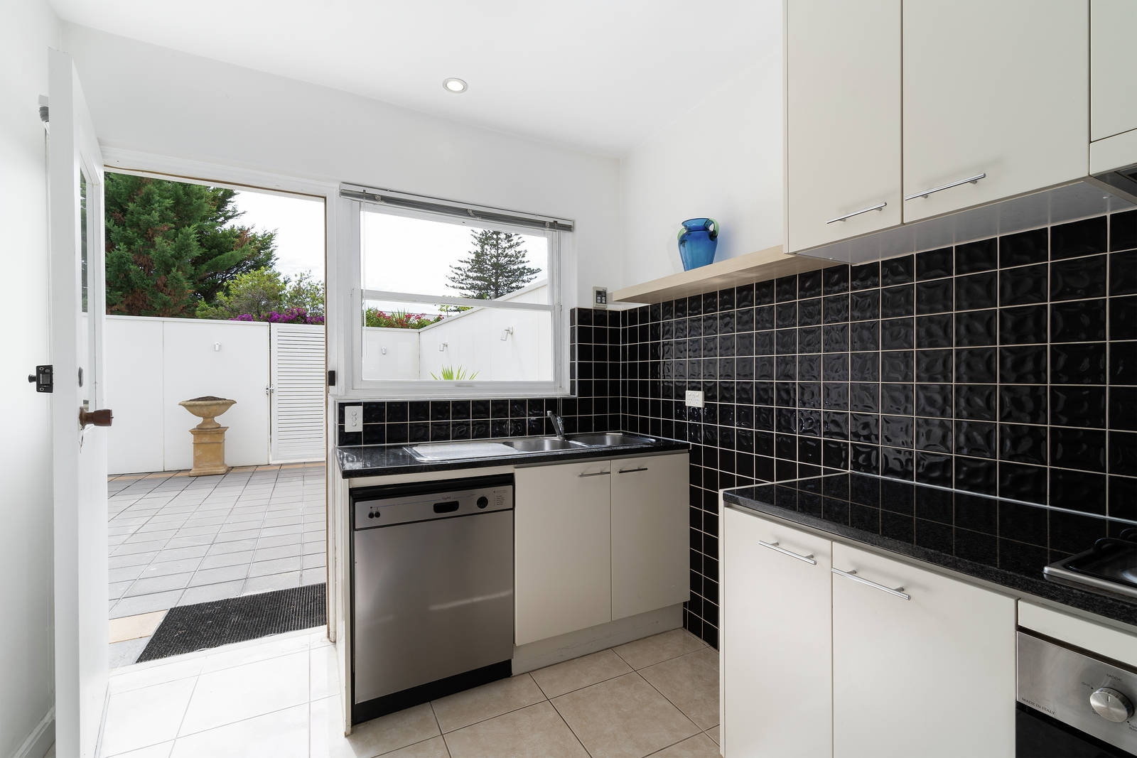 6/28-30 Seaview Road, West Beach Sold by Booth Real Estate - image 1