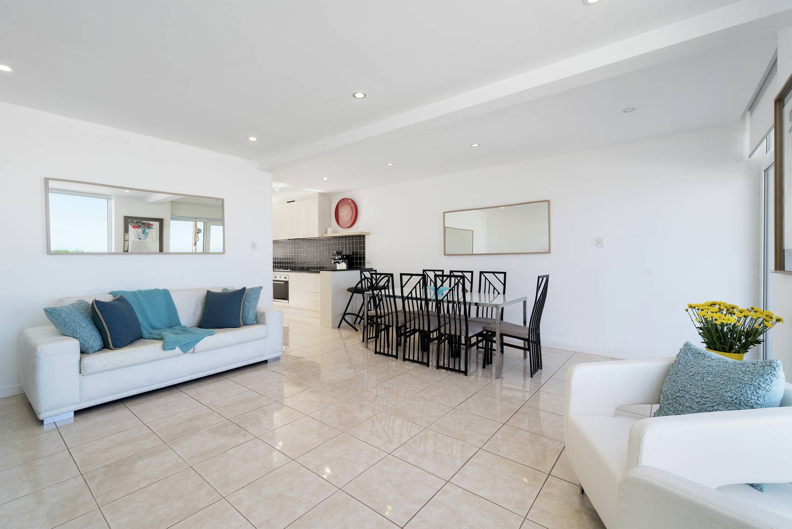 6/28-30 Seaview Road, West Beach Sold by Booth Real Estate - image 1