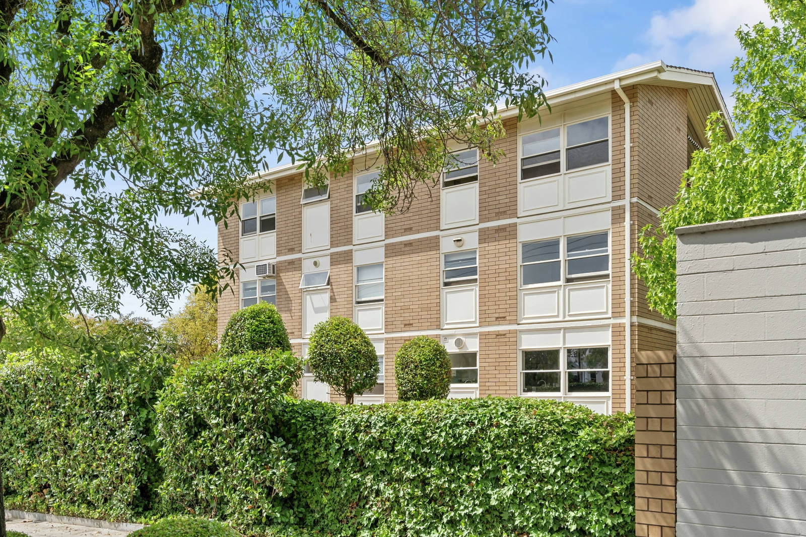 6/181 Stanley Street, North Adelaide Sold by Booth Real Estate - image 1