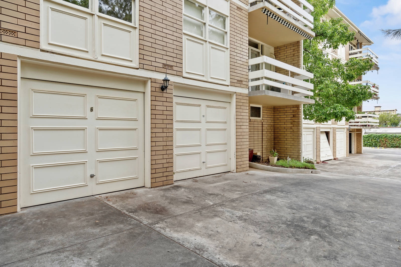 6/181 Stanley Street, North Adelaide Sold by Booth Real Estate - image 1