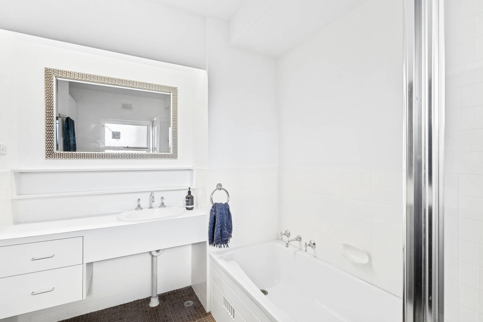 6/181 Stanley Street, North Adelaide Sold by Booth Real Estate - image 1