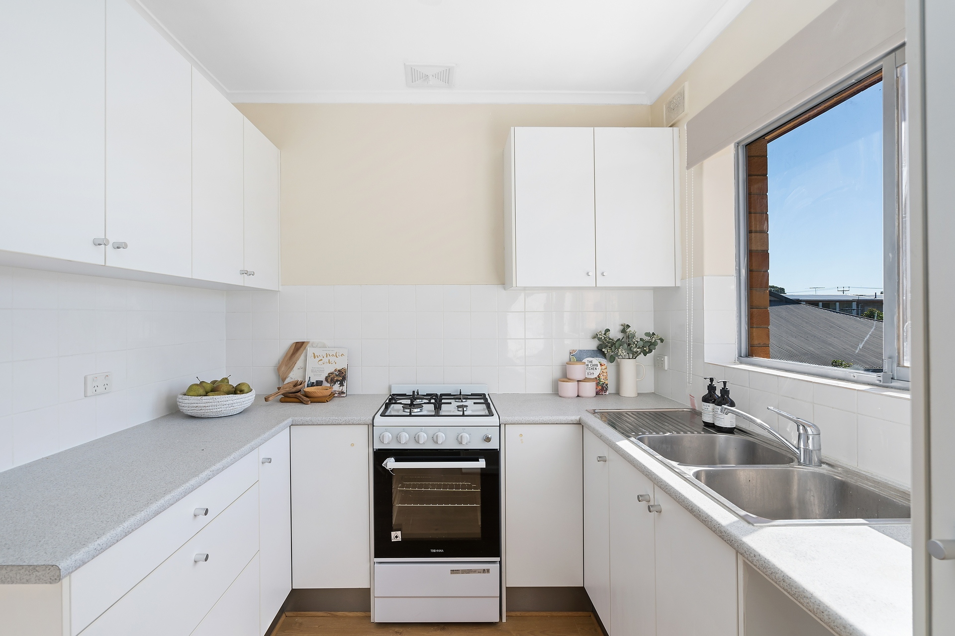 18/1 Hale Street, Everard Park Sold by Booth Real Estate - image 1