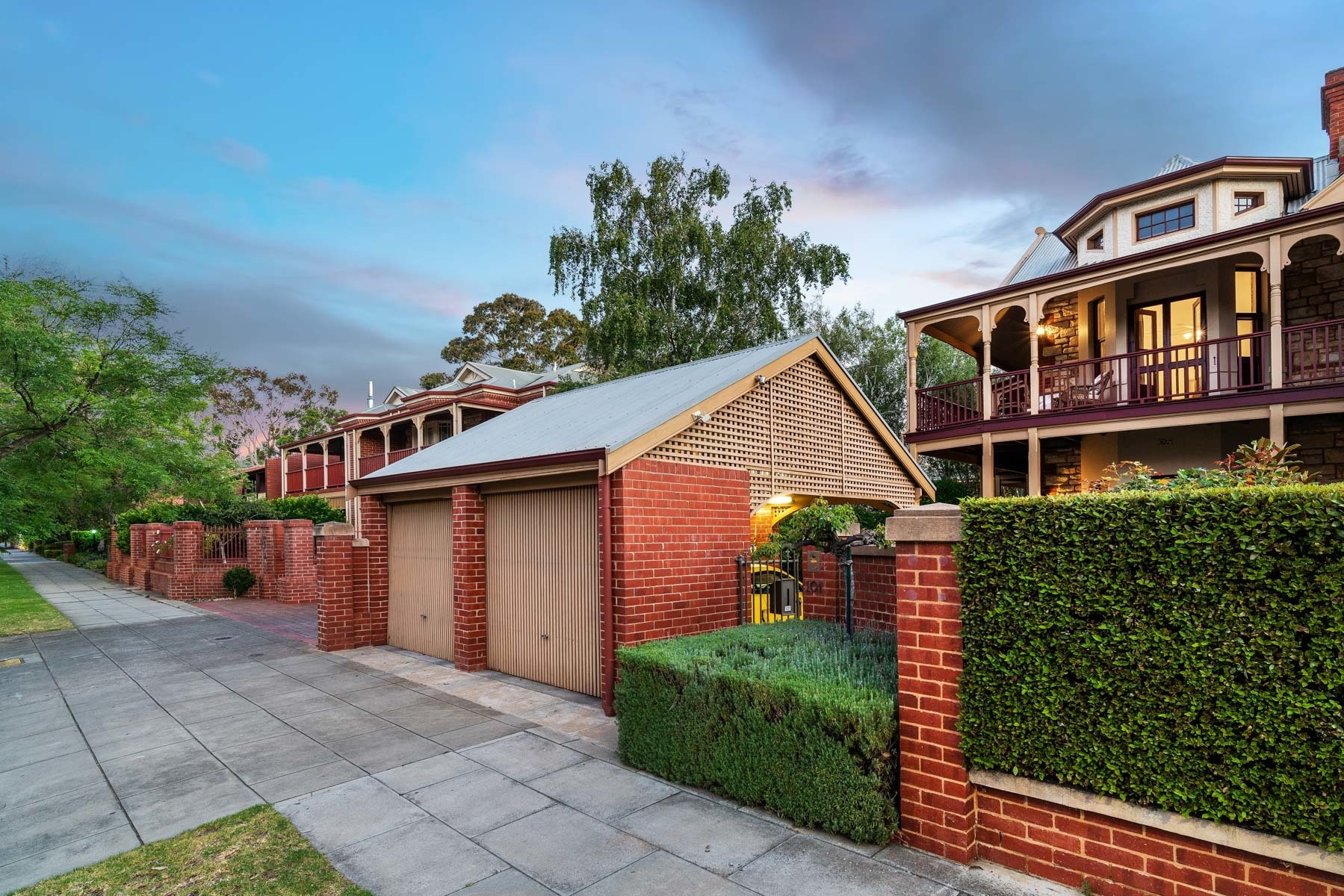 101 Barton Terrace West, North Adelaide Sold by Booth Real Estate - image 1