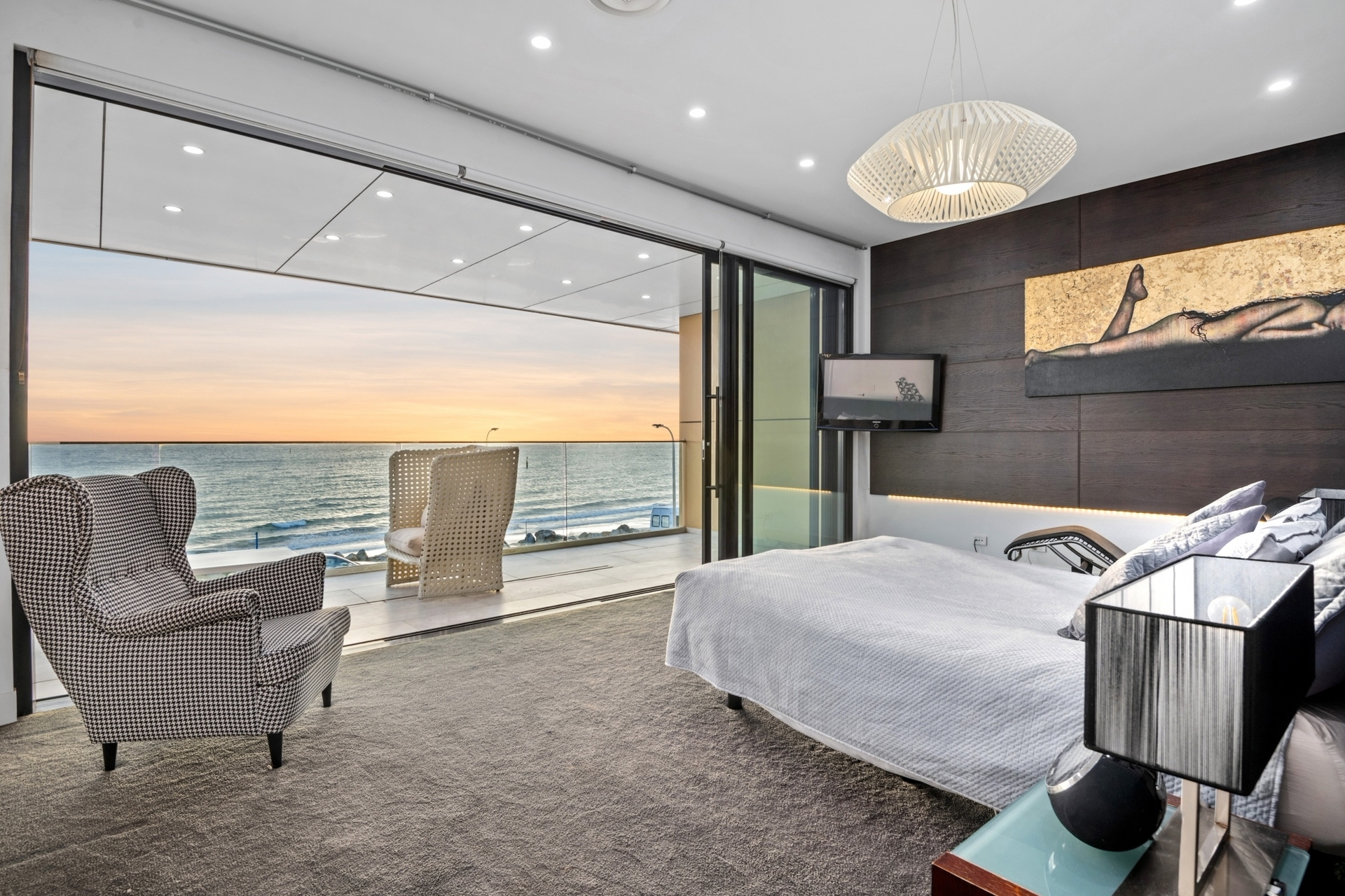 21 North Esplanade, Glenelg North Sold by Booth Real Estate - image 1
