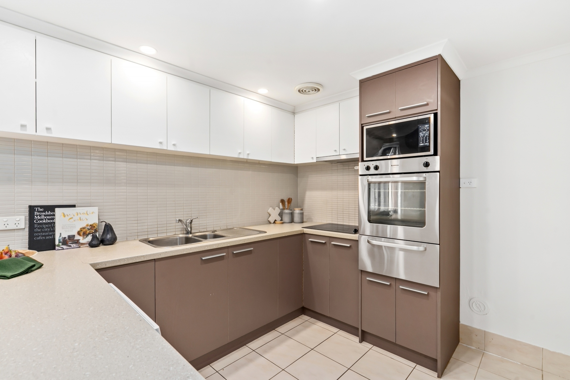 31 Norman Street, Adelaide Sold by Booth Real Estate - image 1