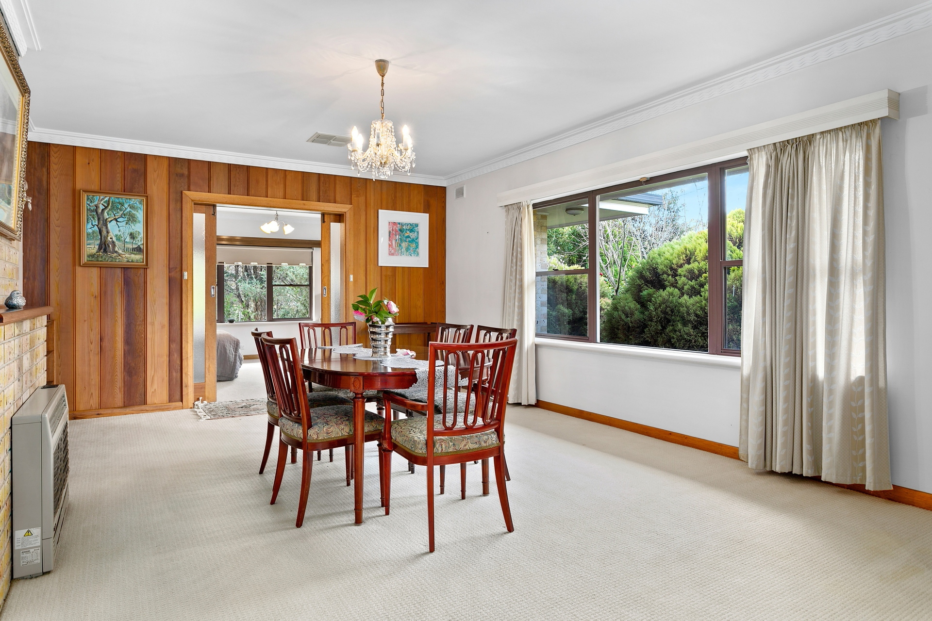 111 Mount Barker Road, Hahndorf Sold by Booth Real Estate - image 1
