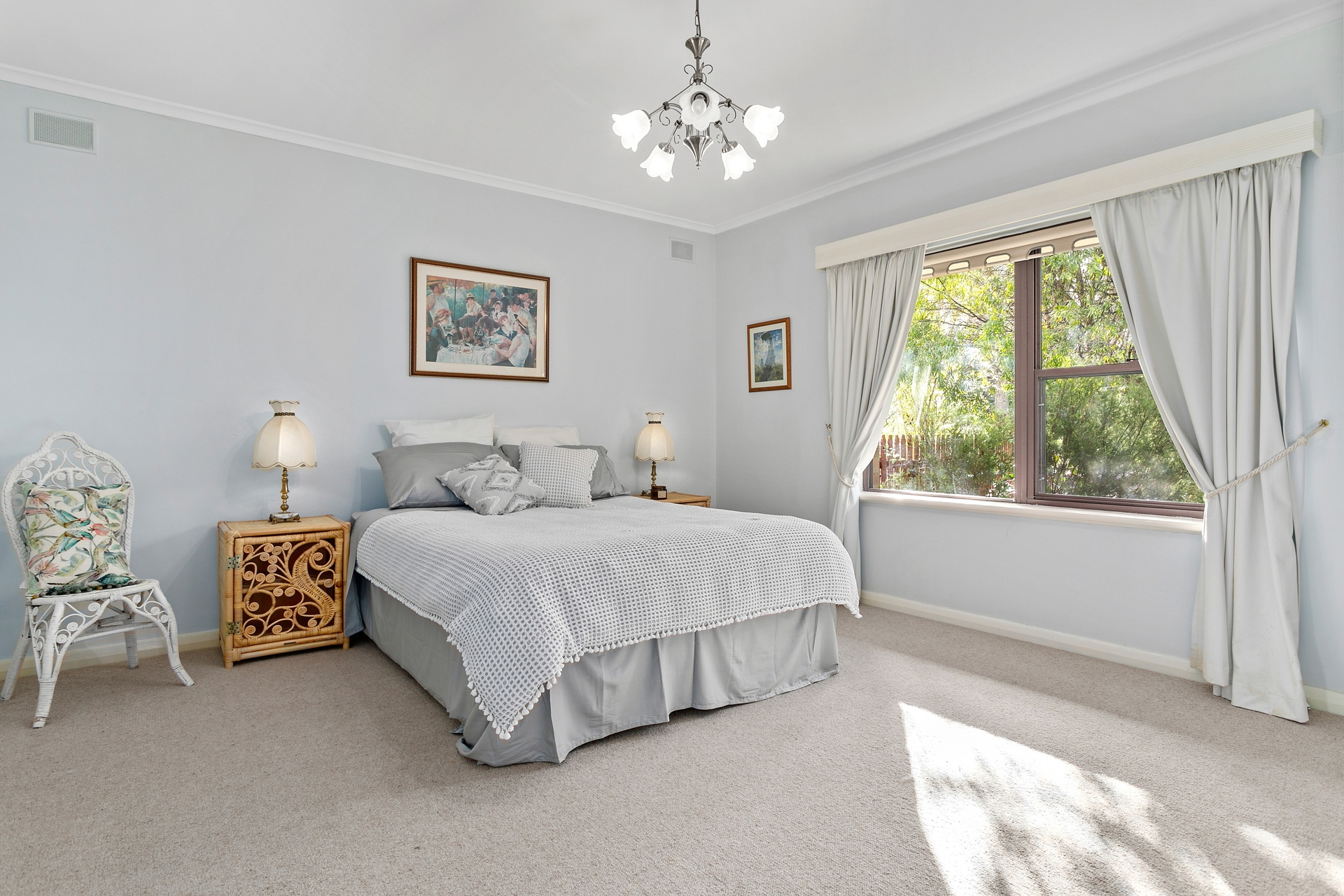 111 Mount Barker Road, Hahndorf Sold by Booth Real Estate - image 1