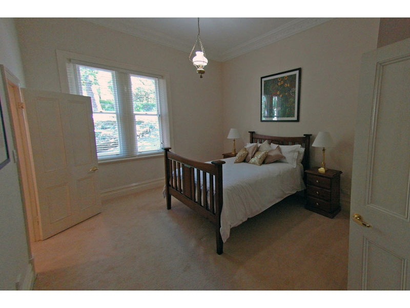 6 St Margaret Drive, Aldgate Sold by Booth Real Estate - image 1