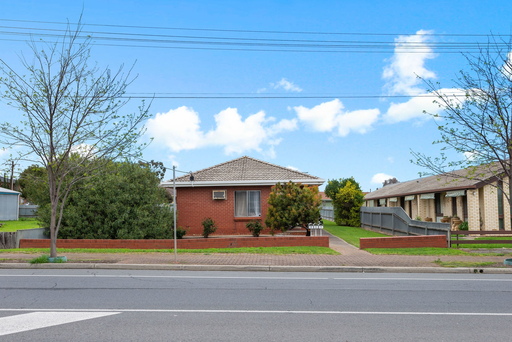 1-3/116 Gorge Road, Newton Sold by Booth Real Estate
