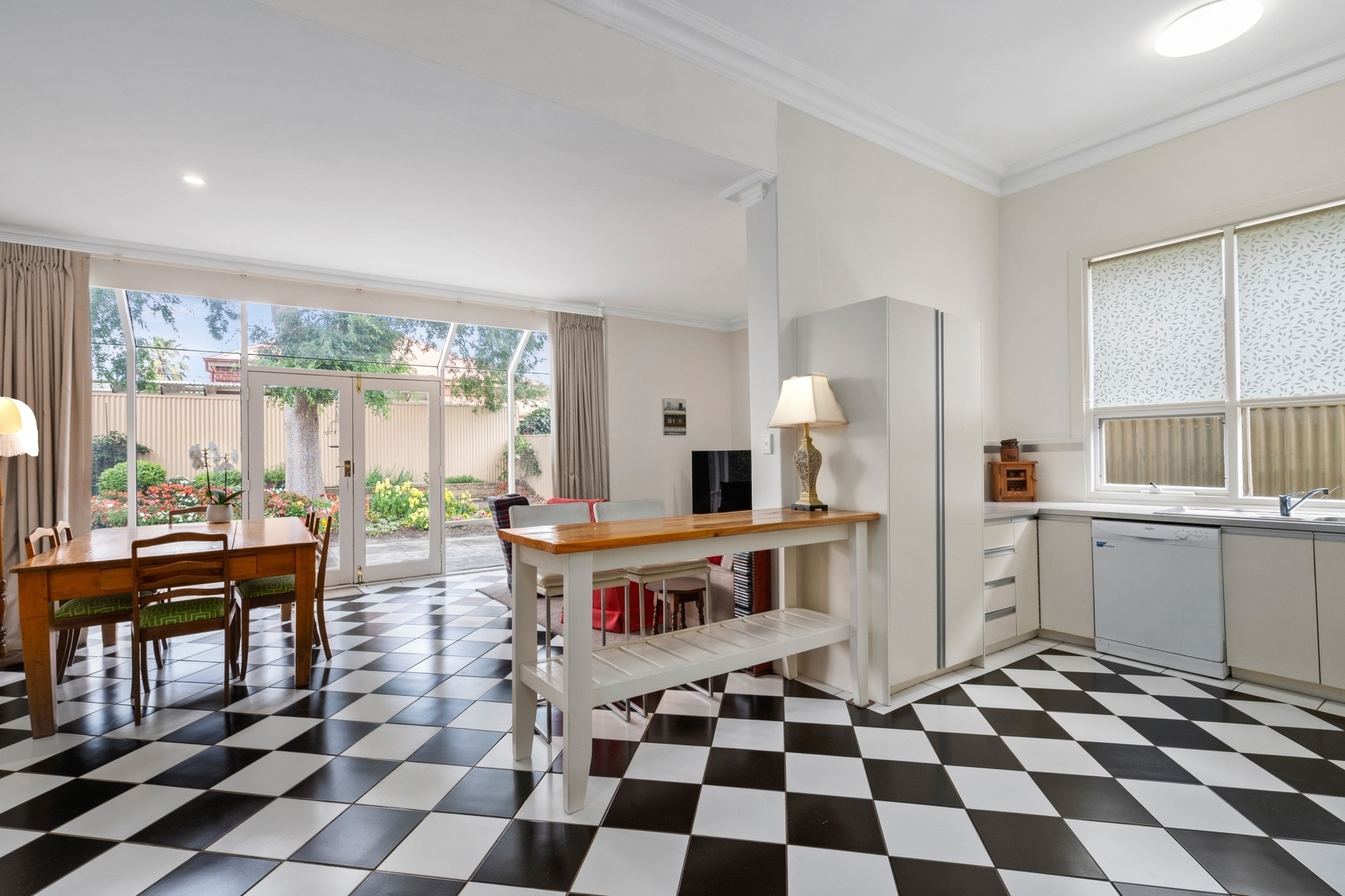 9 Dudley Street, Parkside Sold by Booth Real Estate - image 1