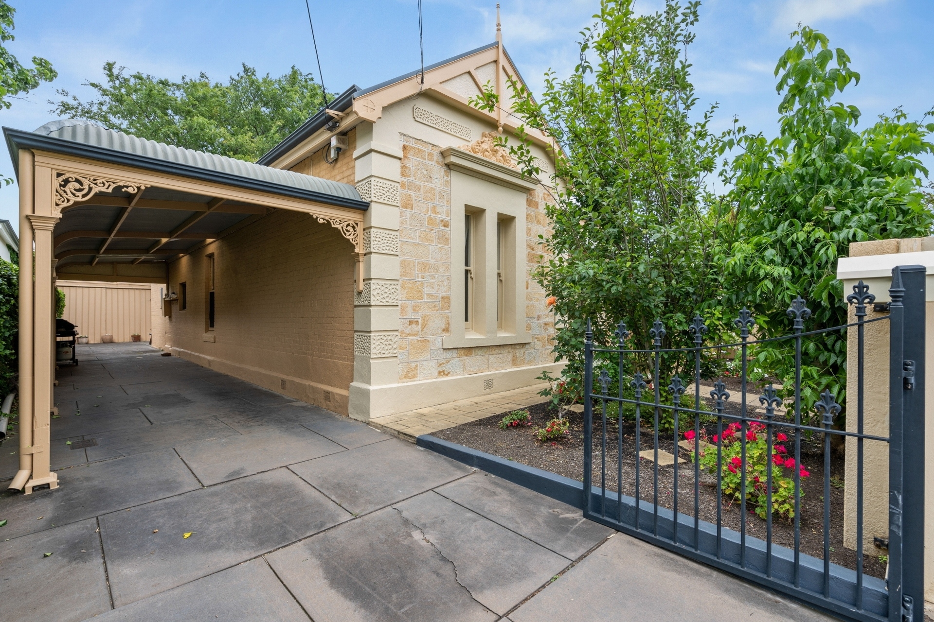 9 Dudley Street, Parkside Sold by Booth Real Estate - image 1