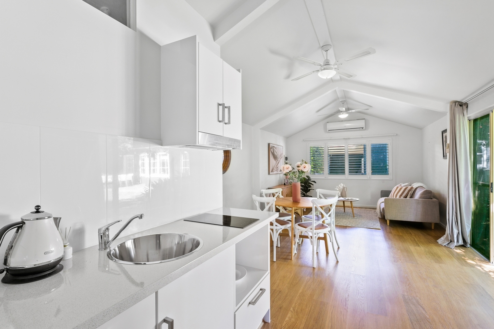6 Hanson Avenue, Heathpool Sold by Booth Real Estate - image 1