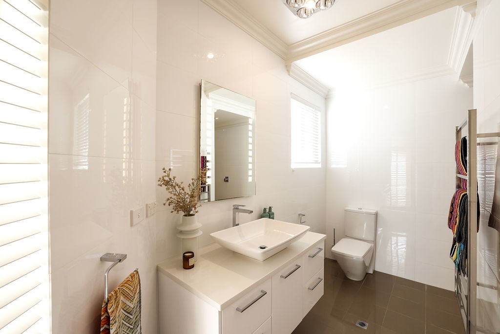 15 Stannington Avenue, Heathpool Sold by Booth Real Estate - image 1