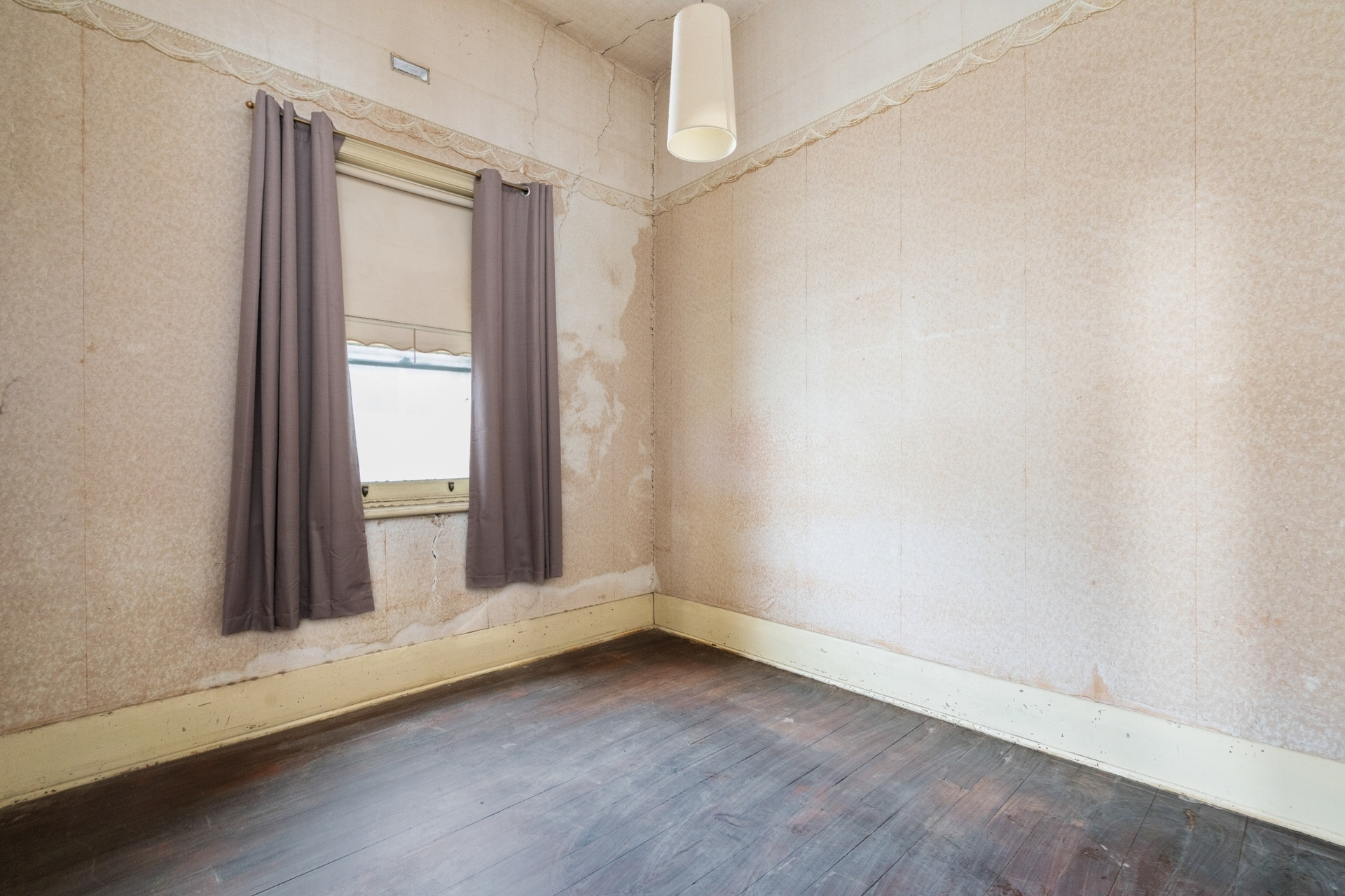 111 Semaphore Road, Semaphore Sold by Booth Real Estate - image 1
